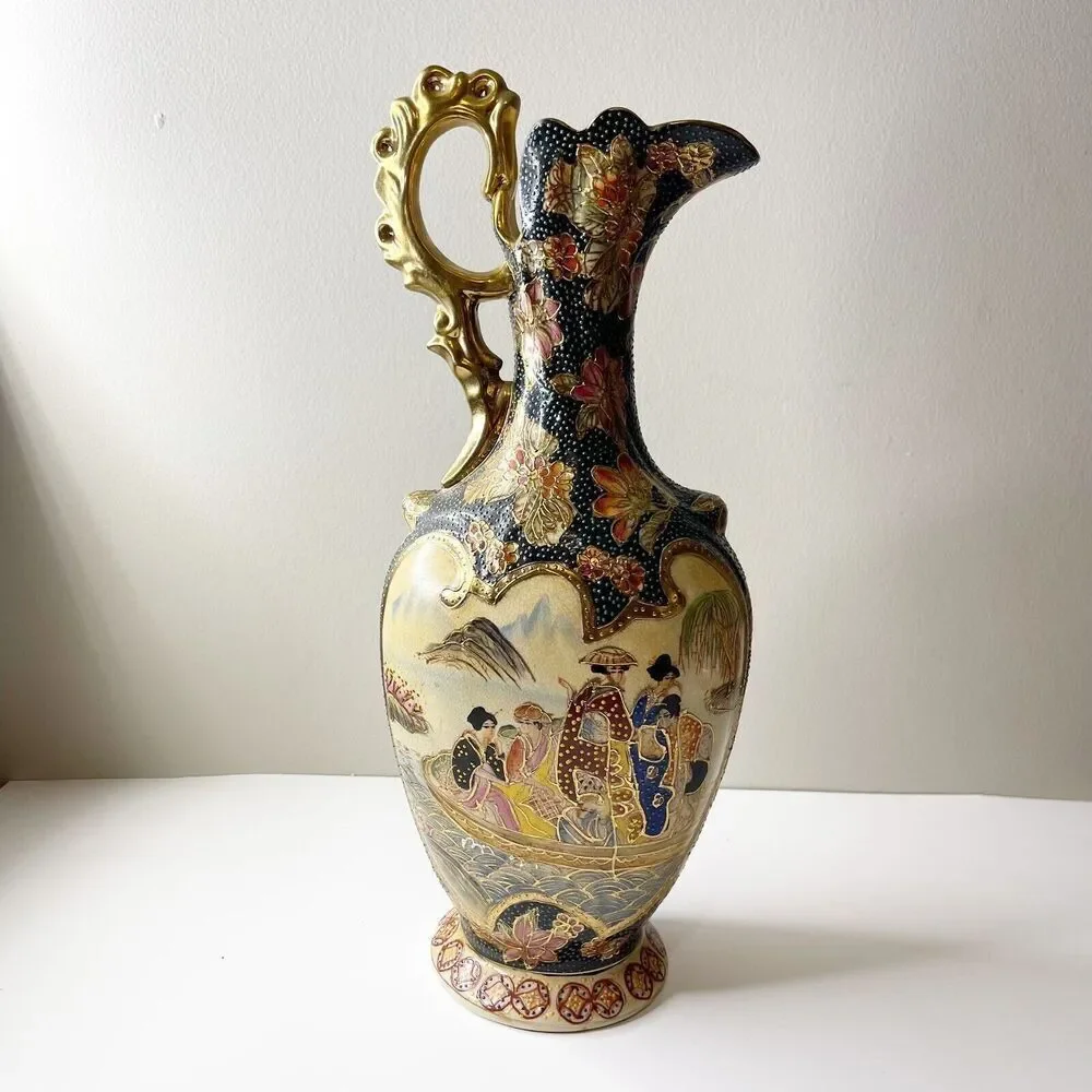 Vintage Satsuma Vase Pitcher Gold Handle 20th Century Chinoiserie Hand Painted‎